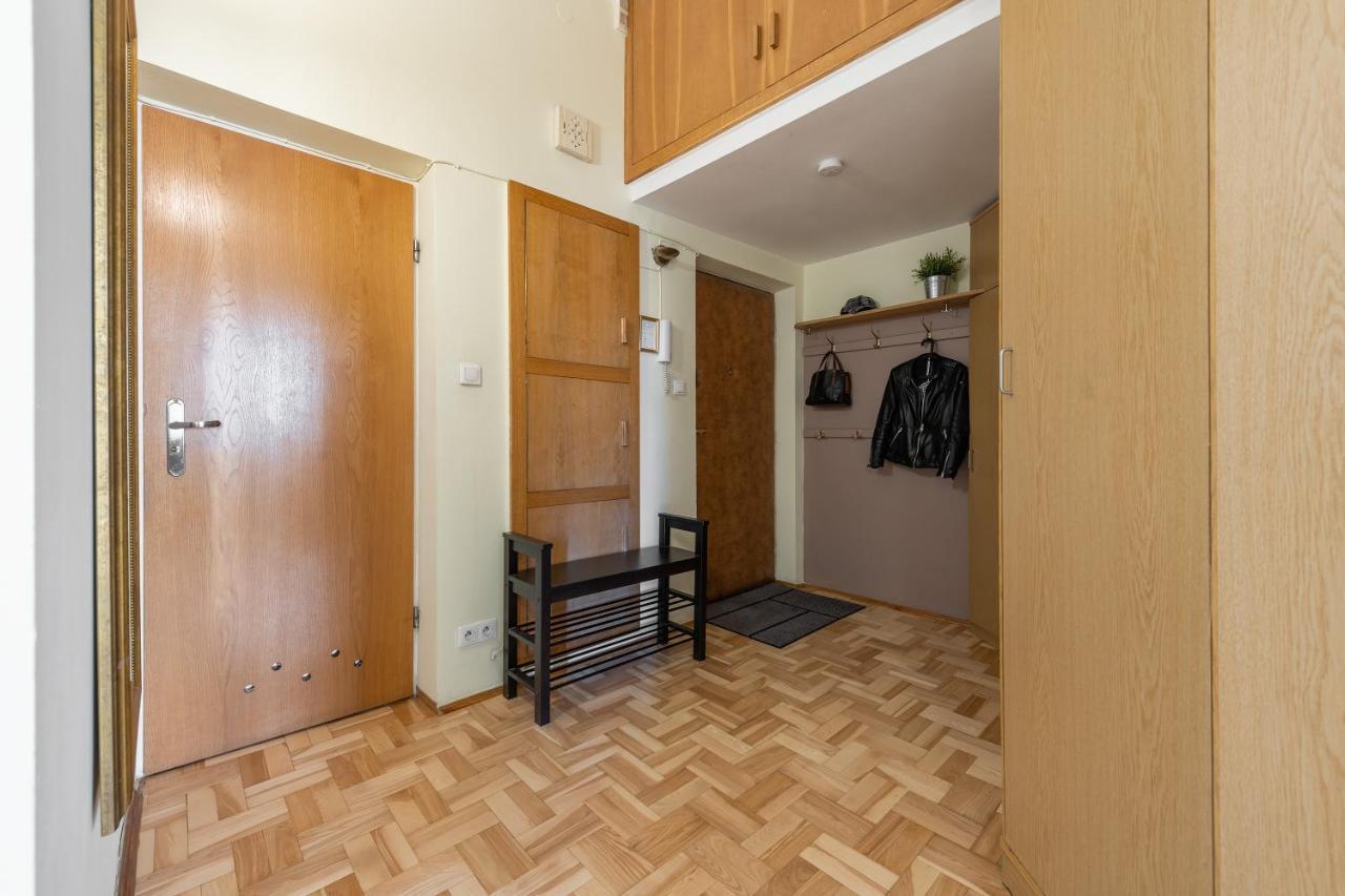 Two Bedroom Apartment For 6 People Warsaw Luaran gambar